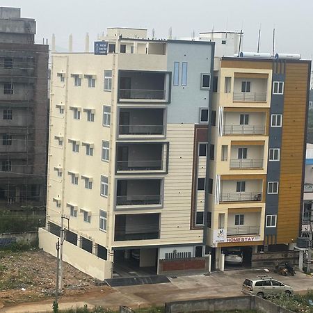 Nest Inn Homestay Tirupati Bagian luar foto
