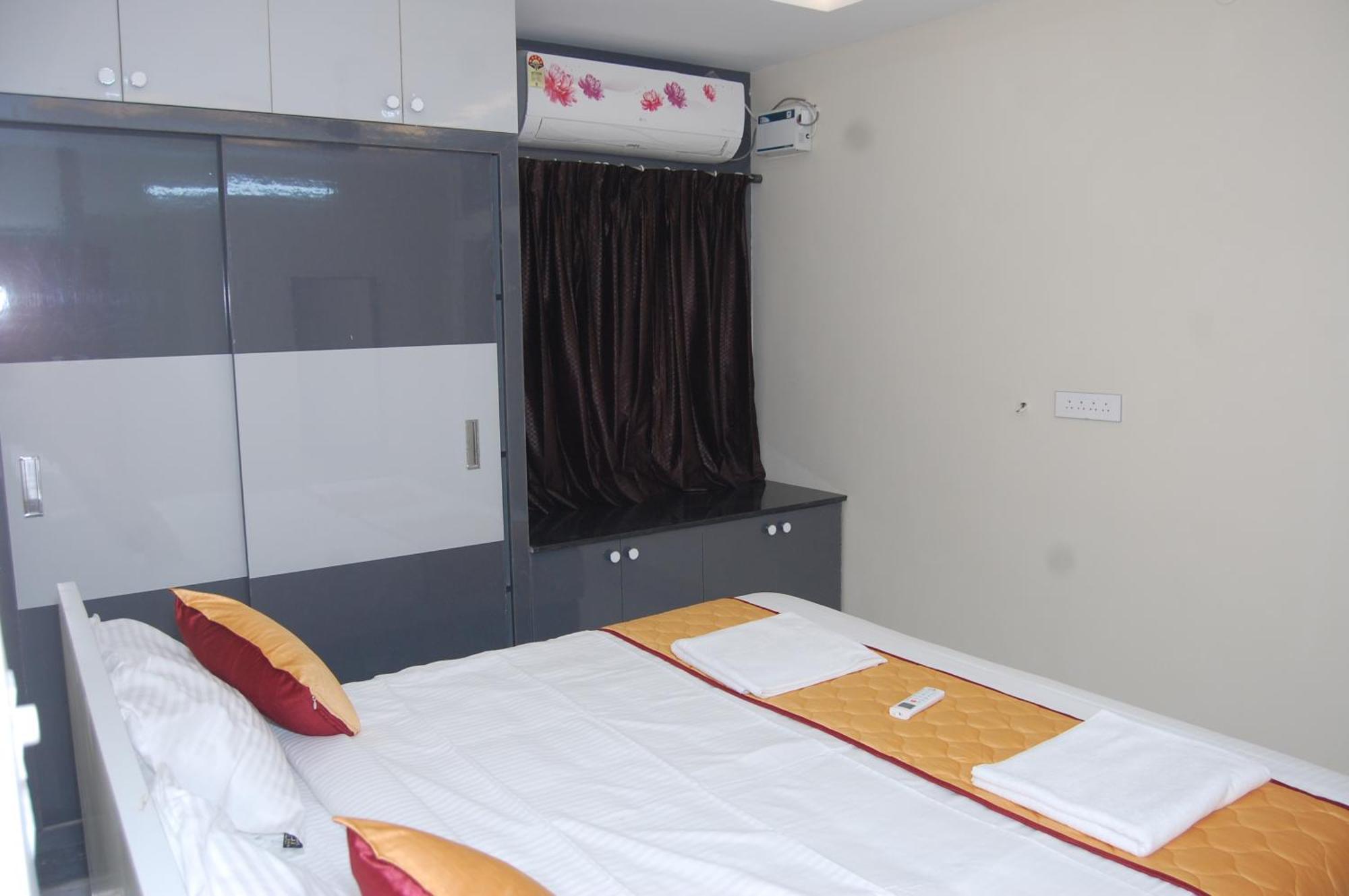 Nest Inn Homestay Tirupati Bagian luar foto