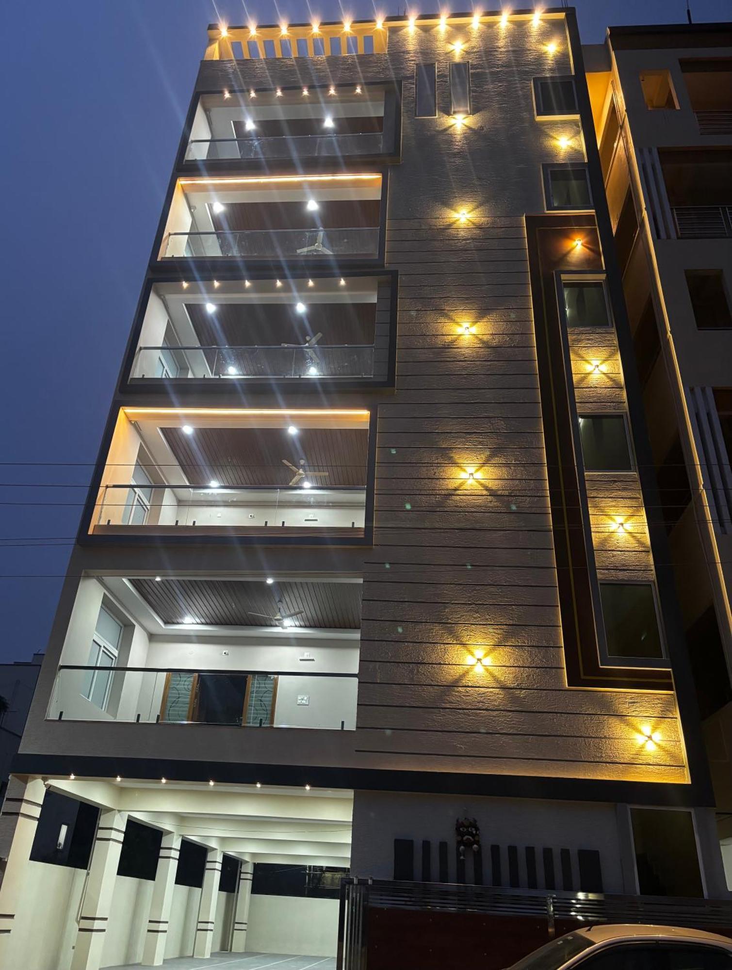 Nest Inn Homestay Tirupati Bagian luar foto
